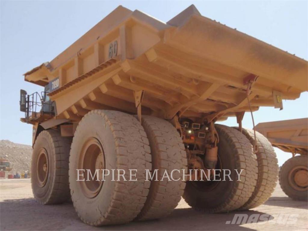 CAT 789D Zglobni demperji