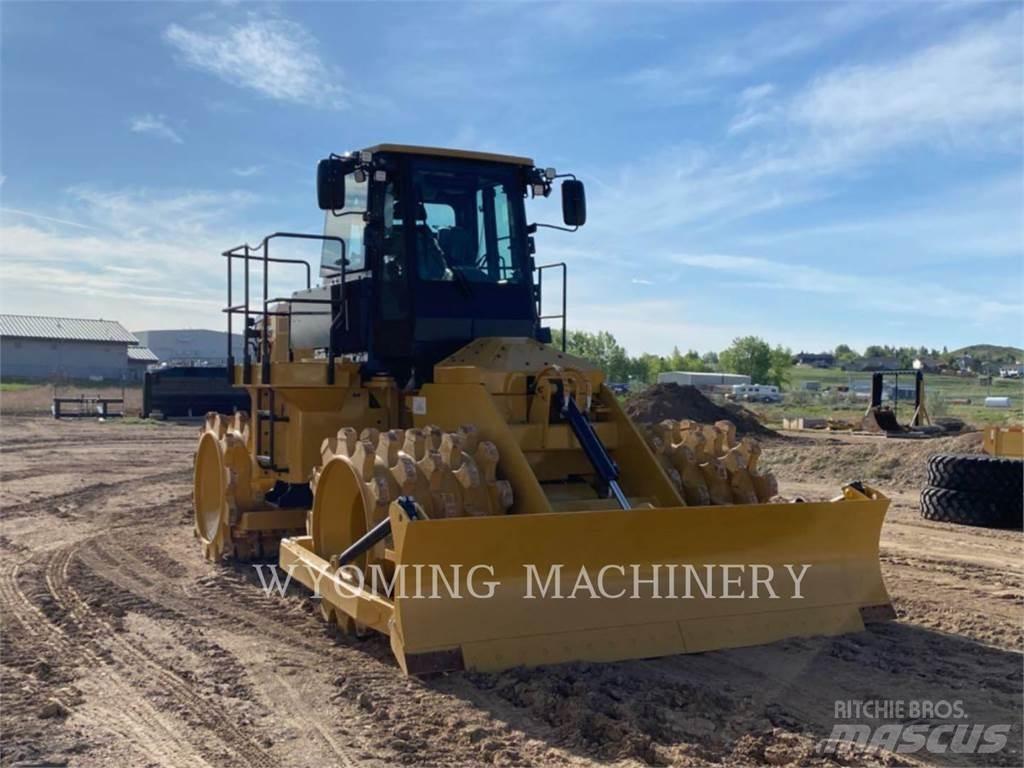 CAT 815 Kompaktorji tal