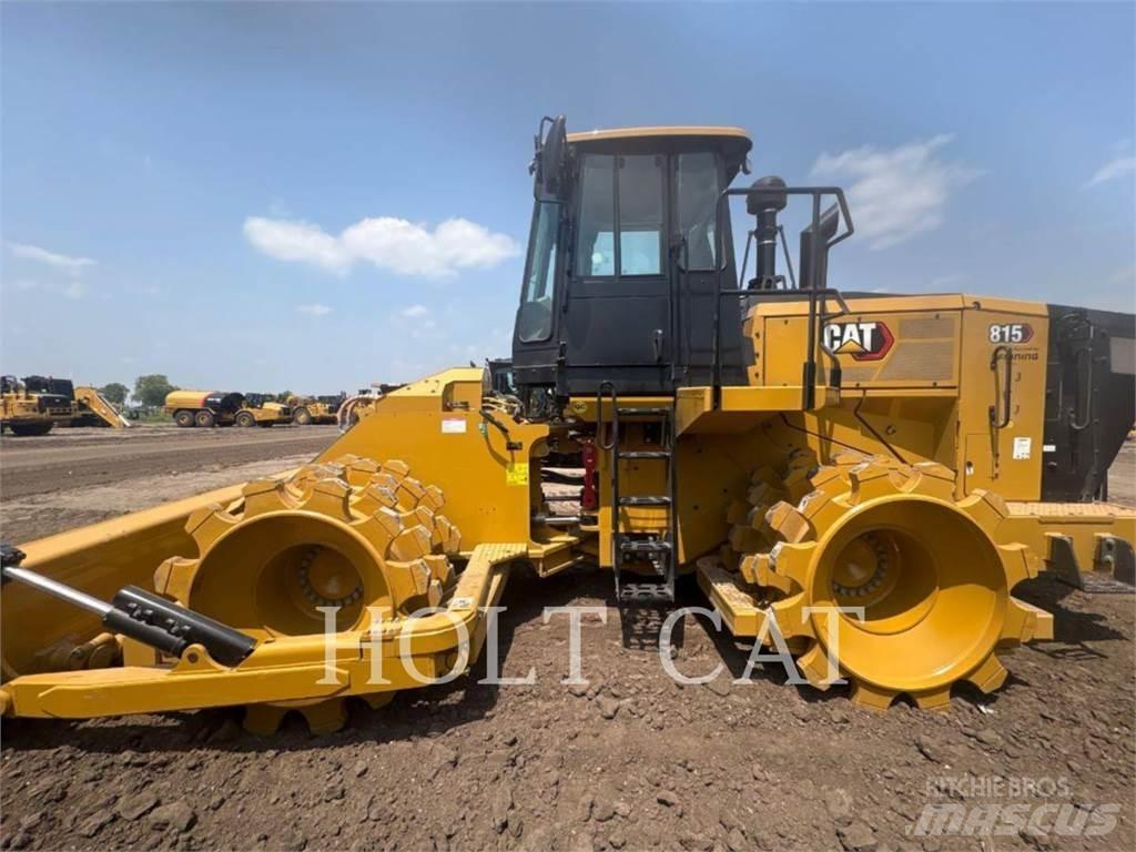 CAT 815 Kompaktorji tal