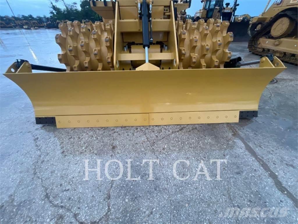 CAT 815 Kompaktorji tal