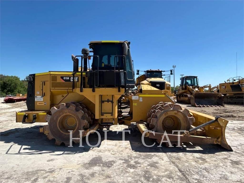 CAT 815K Kompaktorji tal