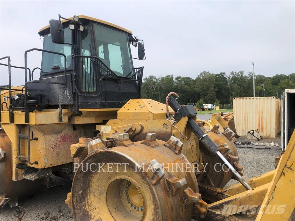 CAT 816-11 Kompaktorji tal