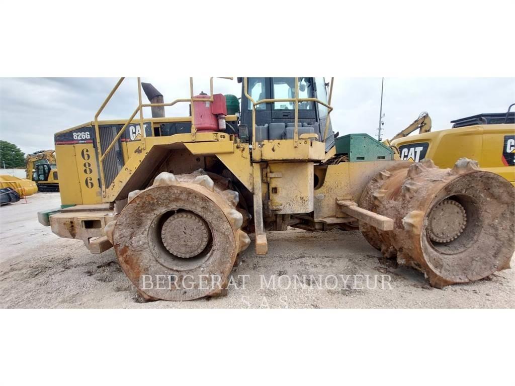 CAT 826G II Kolesni Buldožerji