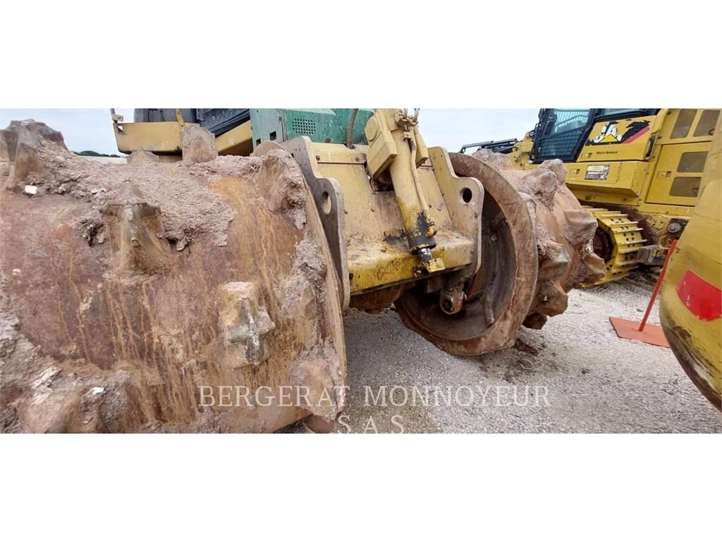 CAT 826G II Kolesni Buldožerji