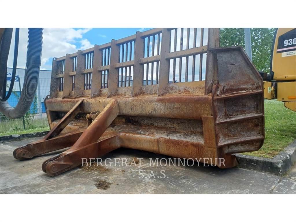 CAT 826G/LAME/AYH Kompaktorji tal