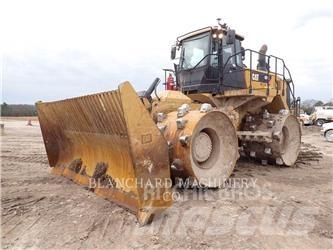 CAT 826K Kompaktorji tal