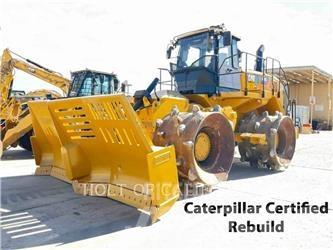 CAT 826K Kompaktorji tal