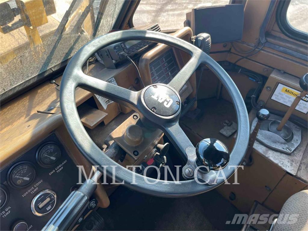 CAT 834B Kolesni Buldožerji