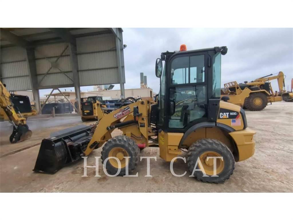 CAT 903C Kolesni nakladalci