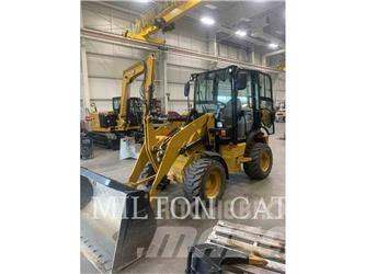CAT 903D Kolesni nakladalci