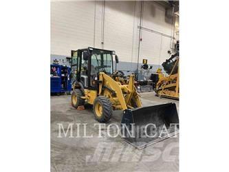 CAT 903D Kolesni nakladalci