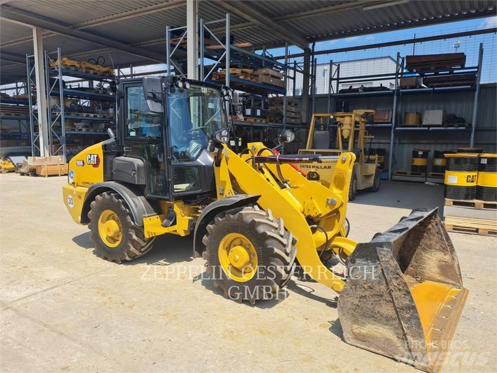 CAT 906-14 Kolesni nakladalci