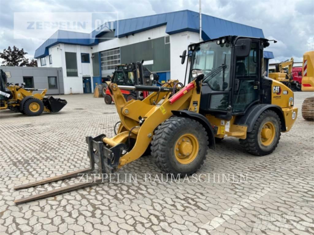 CAT 906-14 Kolesni nakladalci