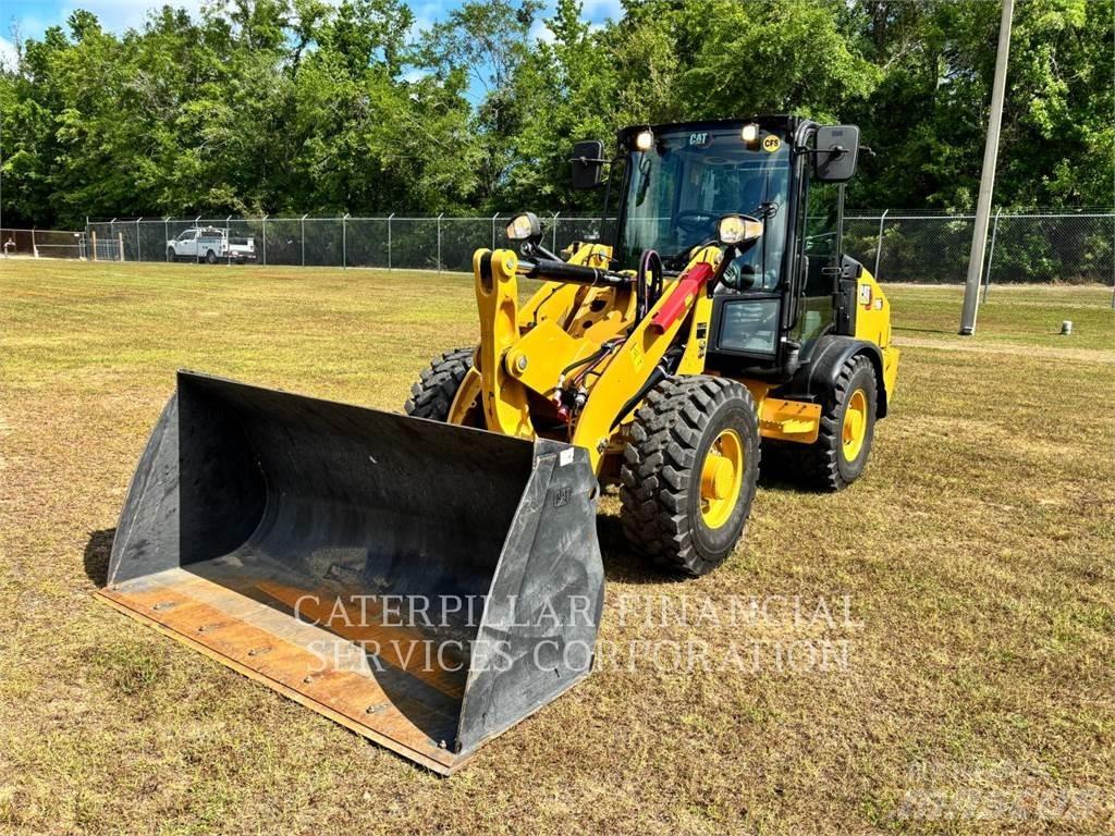 CAT 90614 Kolesni nakladalci