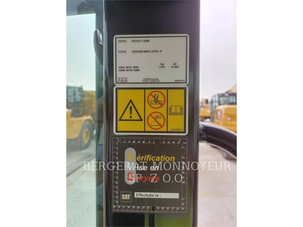 CAT 906M Kolesni nakladalci
