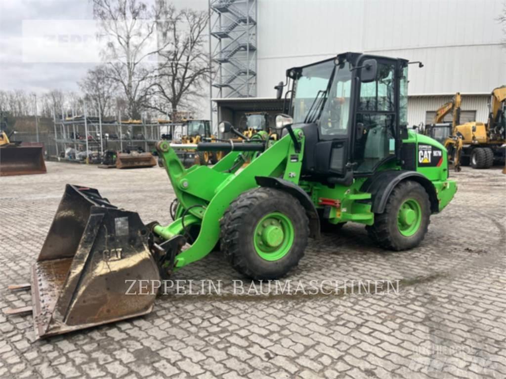 CAT 907M Kolesni nakladalci