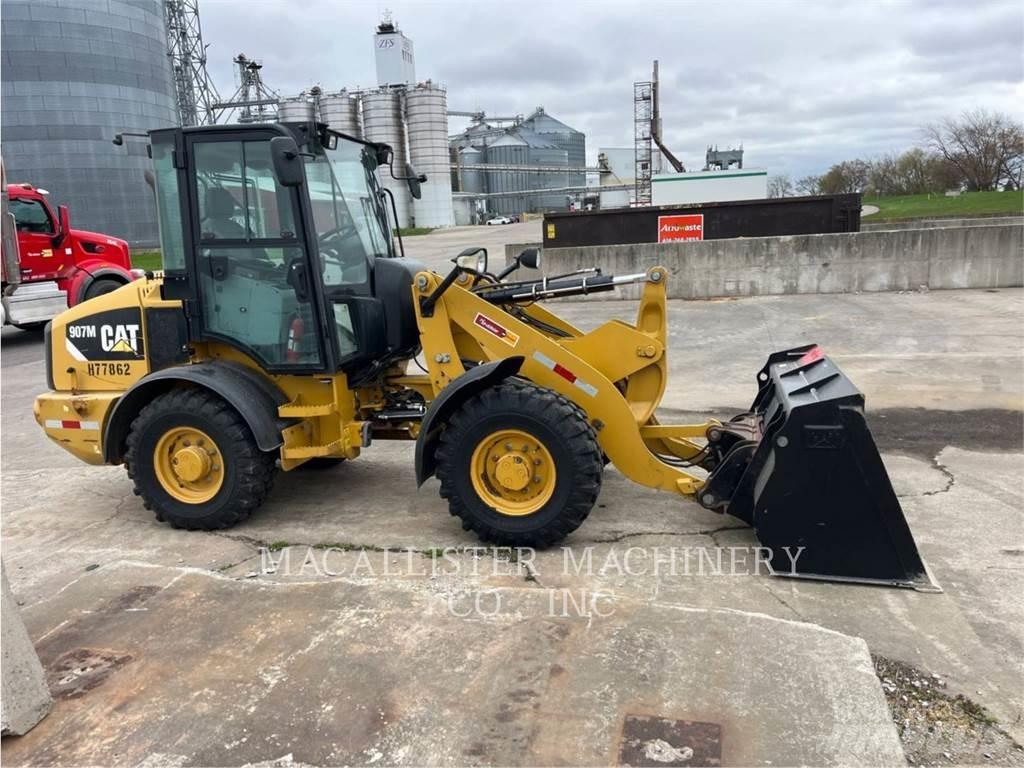CAT 907M Kolesni nakladalci