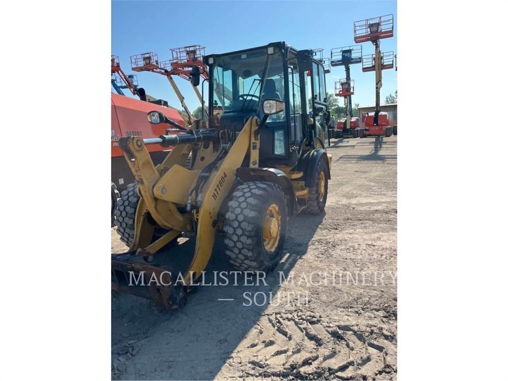 CAT 907M Kolesni nakladalci