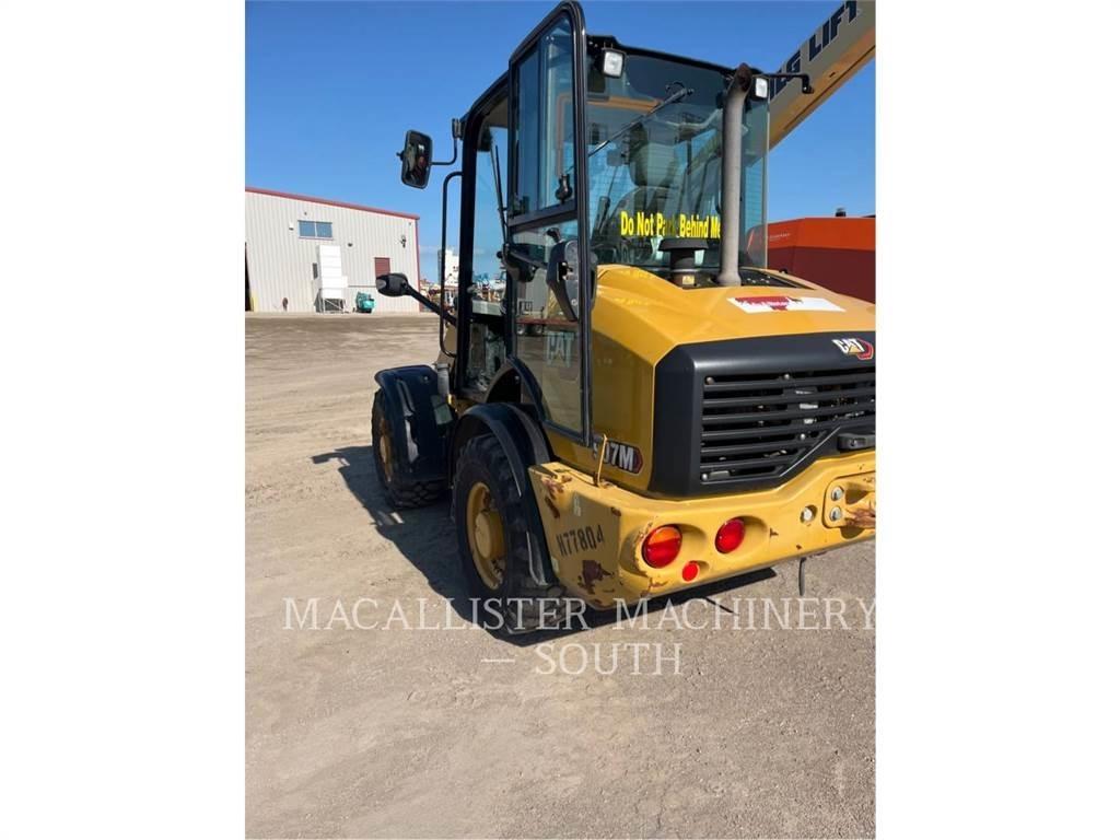 CAT 907M Kolesni nakladalci