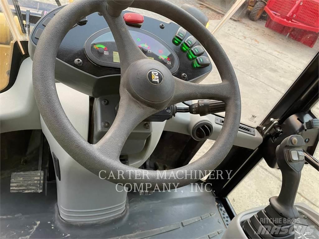 CAT 908 Kolesni nakladalci