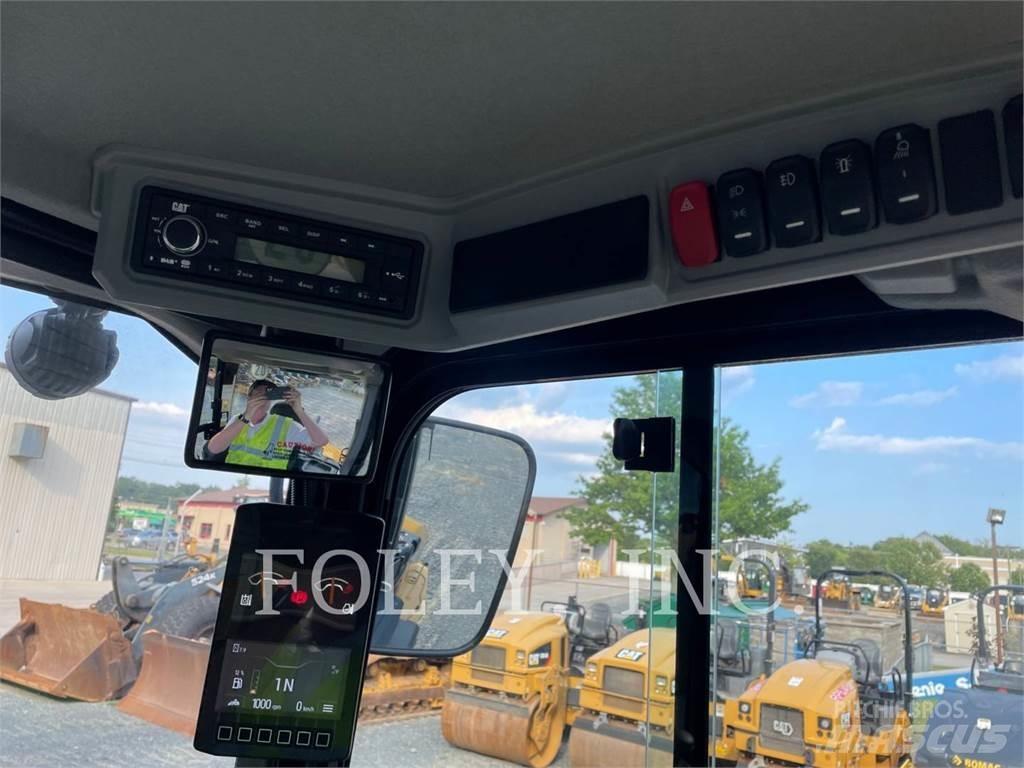 CAT 908-14 Kolesni nakladalci