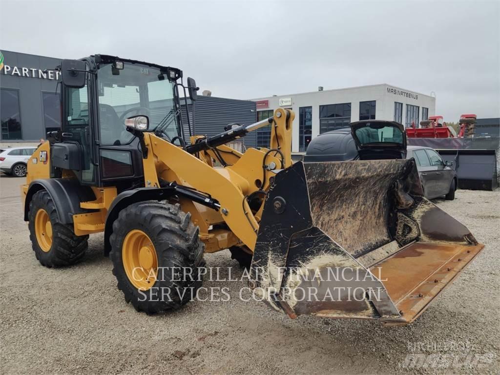 CAT 908-14 Kolesni nakladalci