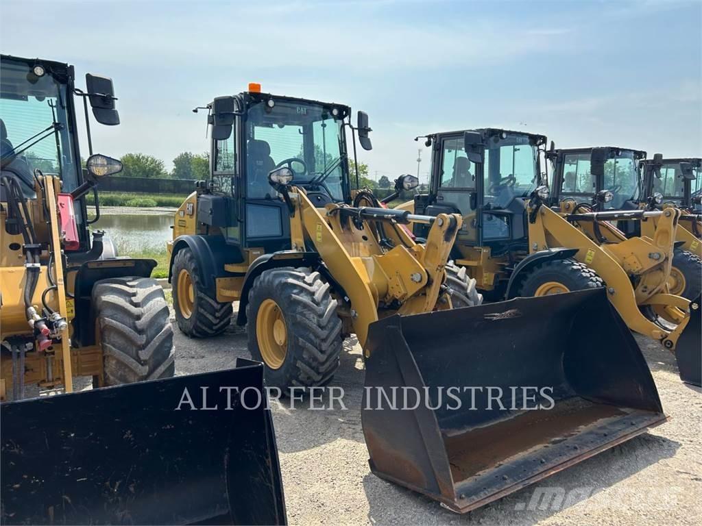 CAT 908-14 Kolesni nakladalci