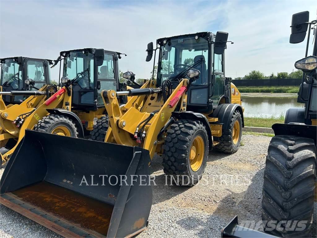 CAT 908-14 Kolesni nakladalci