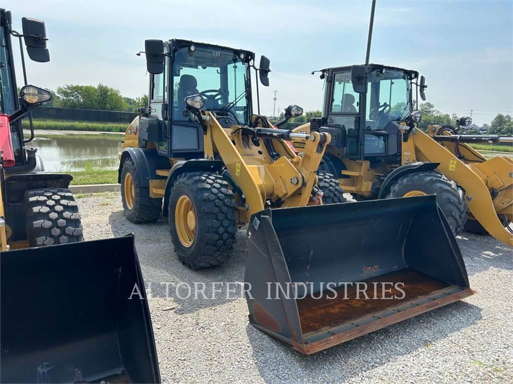CAT 908-14 Kolesni nakladalci
