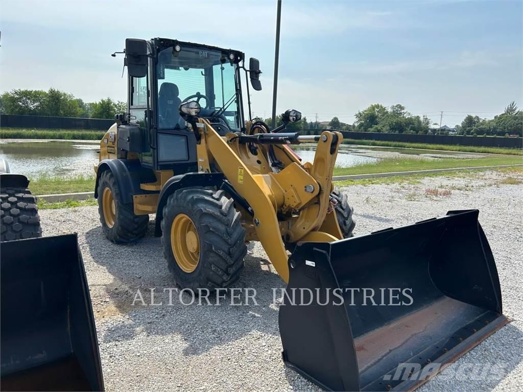 CAT 908-14 Kolesni nakladalci