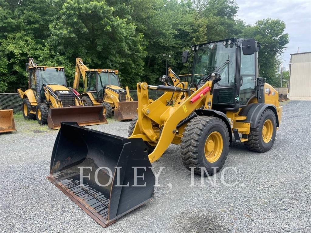 CAT 908-14 Kolesni nakladalci
