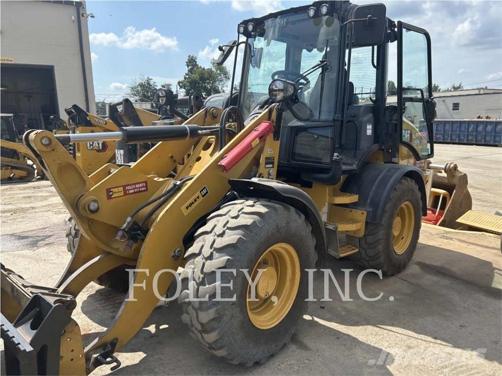 CAT 908-14 Kolesni nakladalci