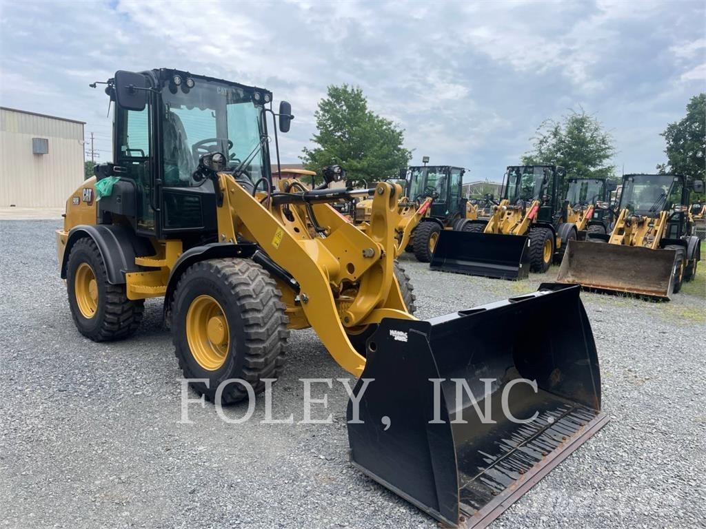 CAT 908-14 Kolesni nakladalci
