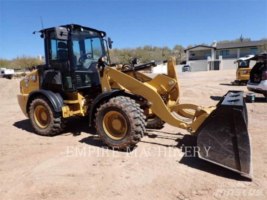 CAT 908-14 CA Kolesni nakladalci