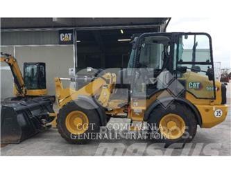 CAT 908 M Kolesni nakladalci
