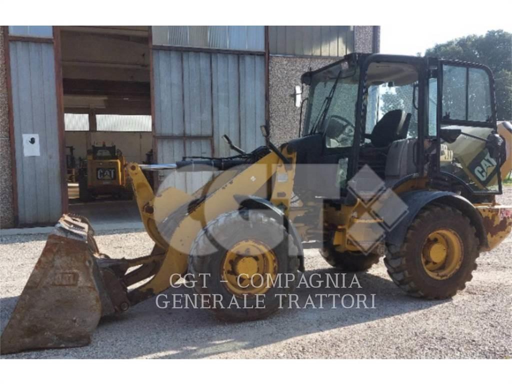 CAT 908H Kolesni nakladalci