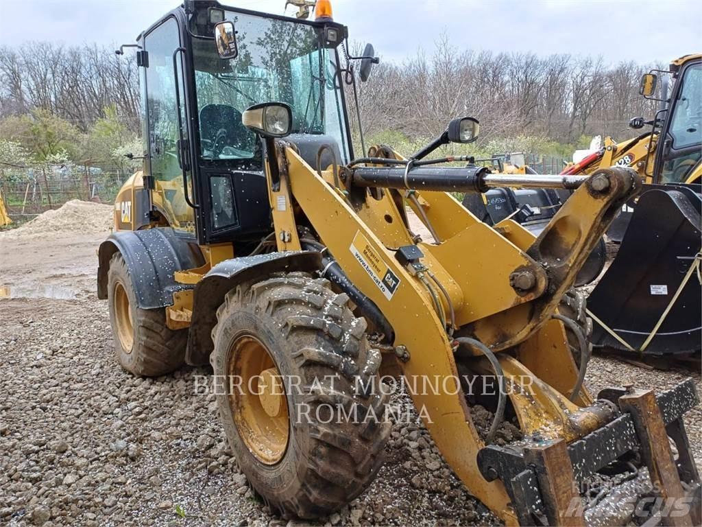 CAT 908H2 Kolesni nakladalci