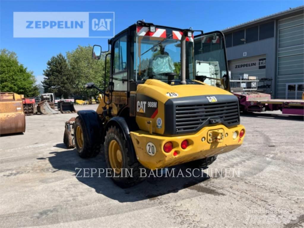 CAT 908M Kolesni nakladalci