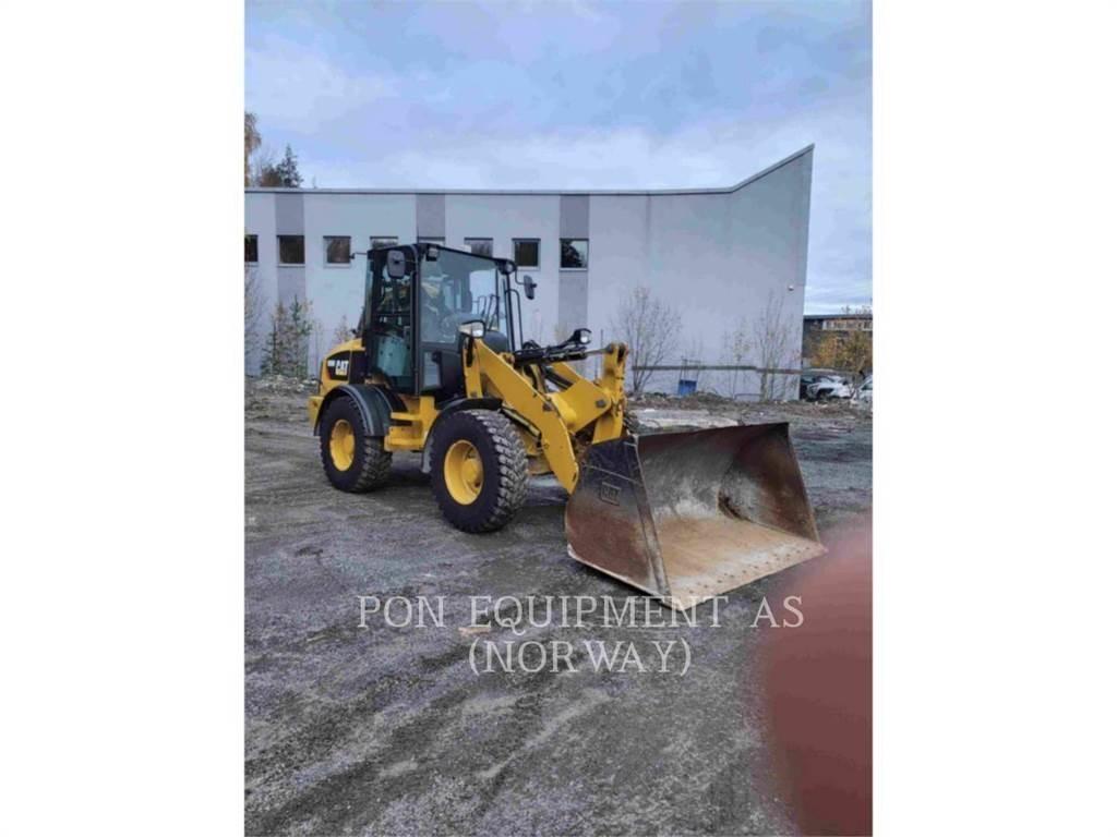 CAT 908M Kolesni nakladalci