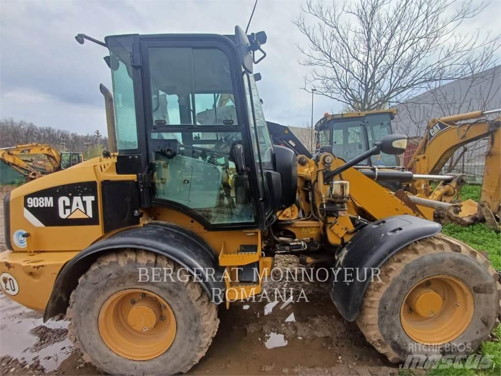 CAT 908M Kolesni nakladalci