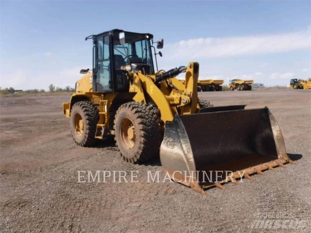 CAT 910-14 Kolesni nakladalci