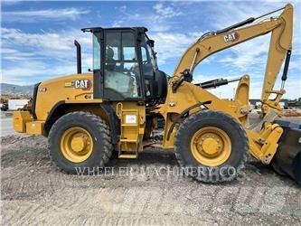 CAT 914 Kolesni nakladalci
