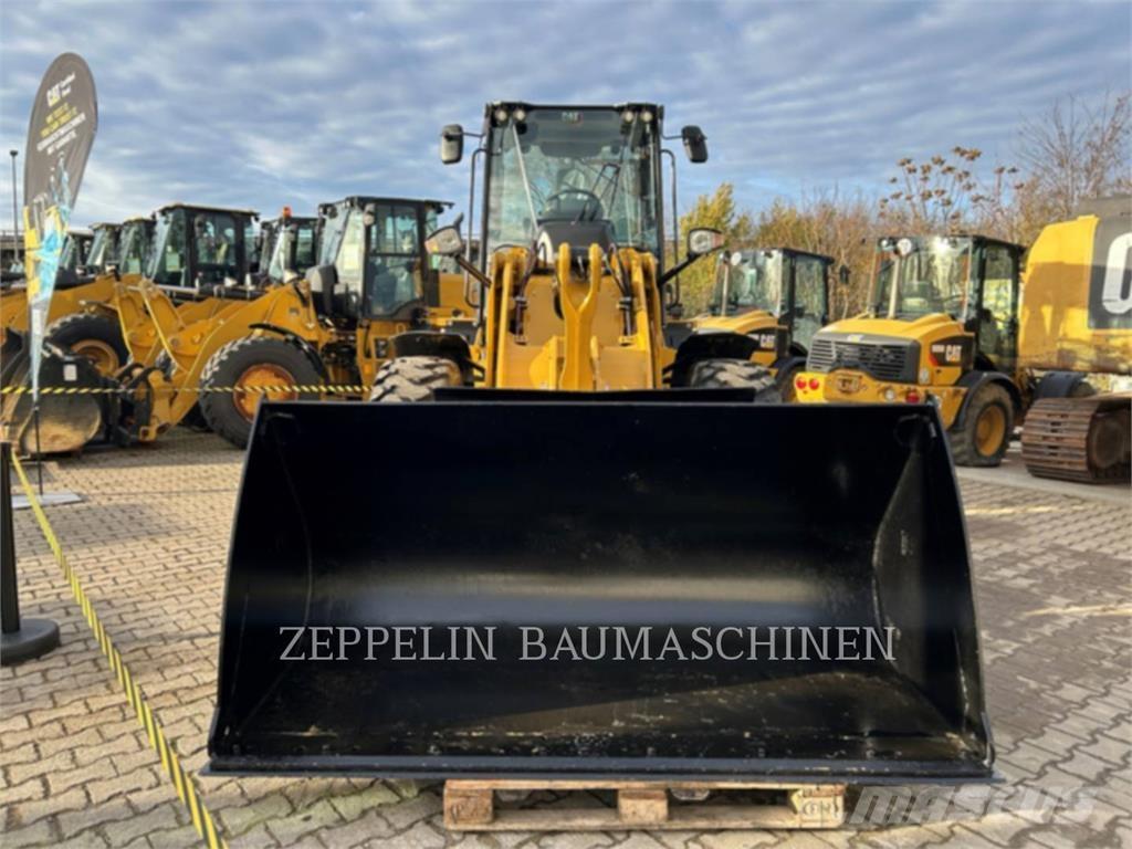 CAT 914-14A Kolesni nakladalci