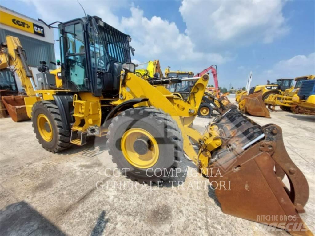 CAT 914K Kolesni nakladalci