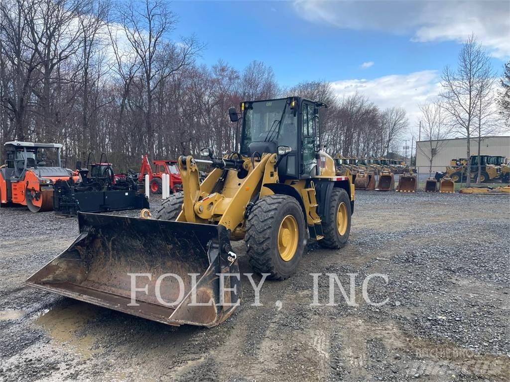 CAT 914M Kolesni nakladalci