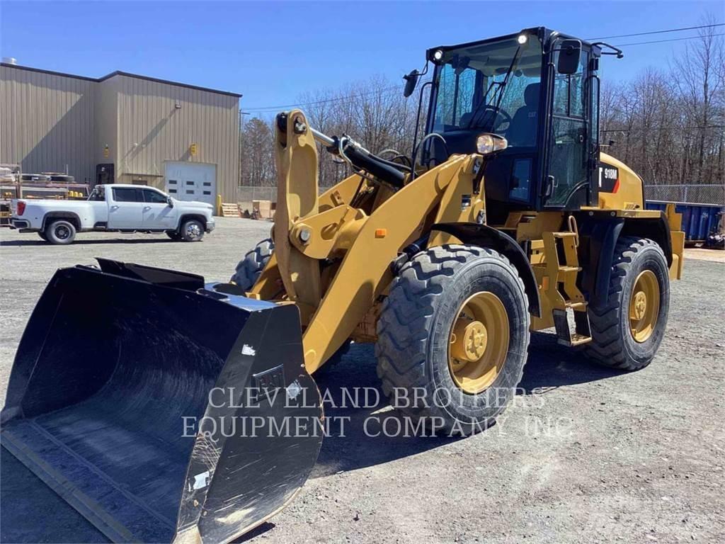 CAT 918M Kolesni nakladalci