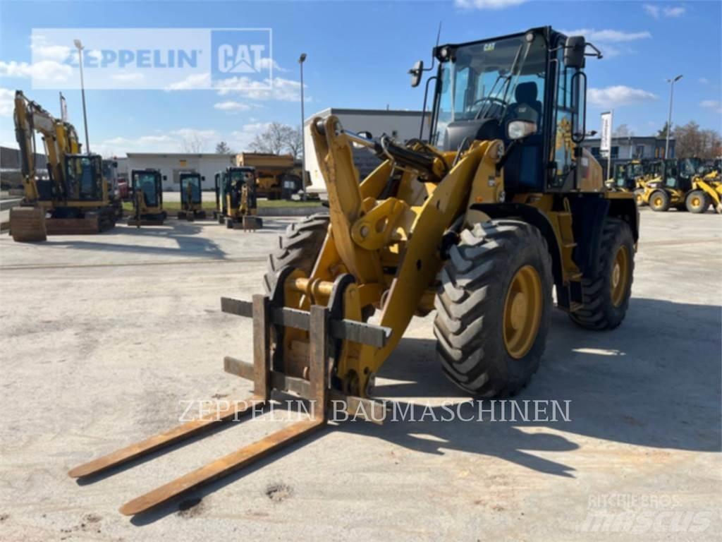 CAT 918M Kolesni nakladalci