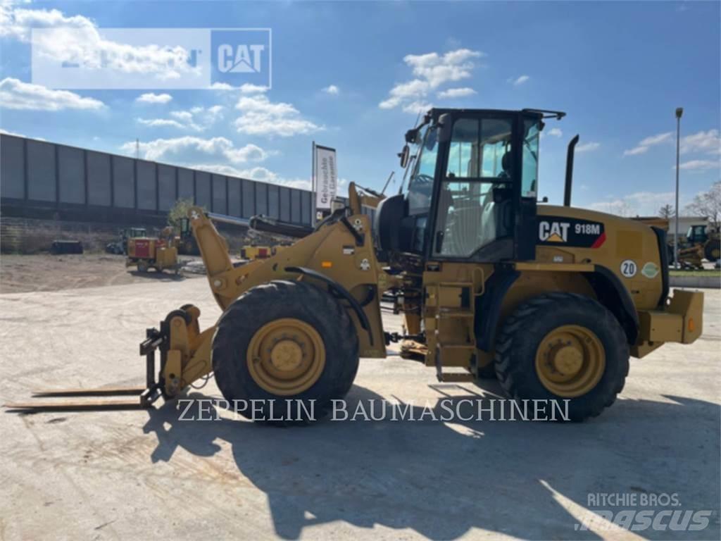 CAT 918M Kolesni nakladalci