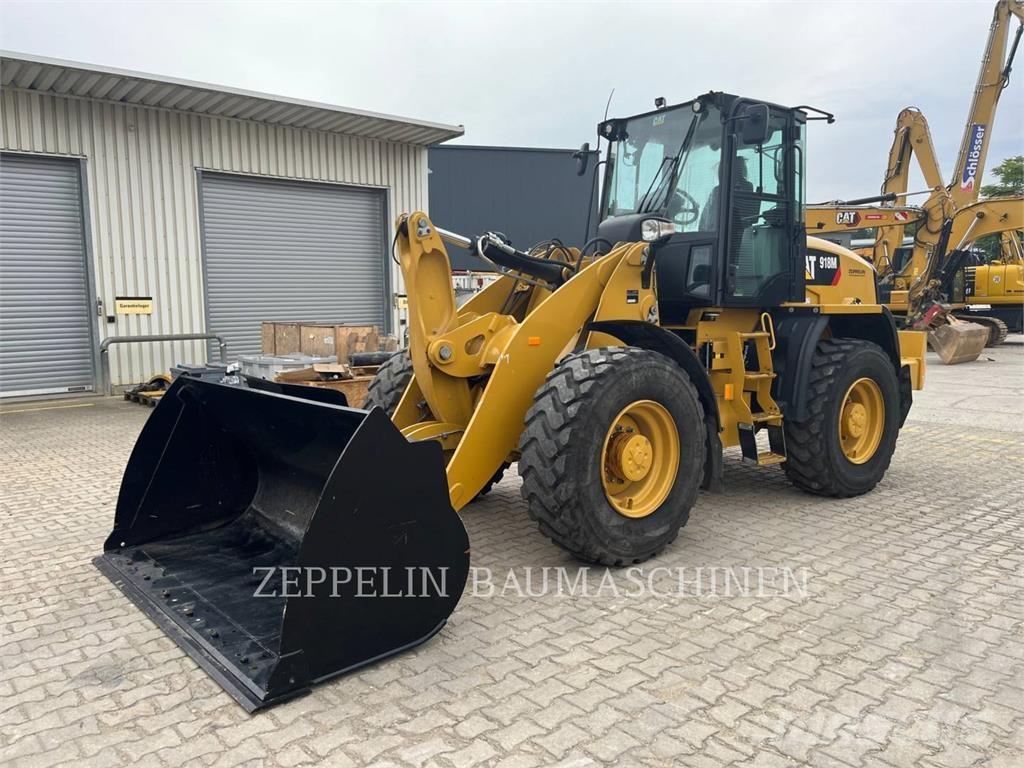 CAT 918M Kolesni nakladalci