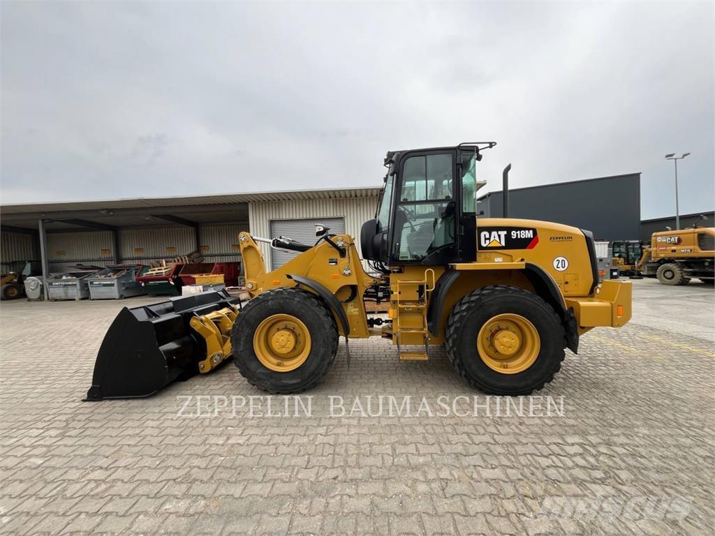 CAT 918M Kolesni nakladalci